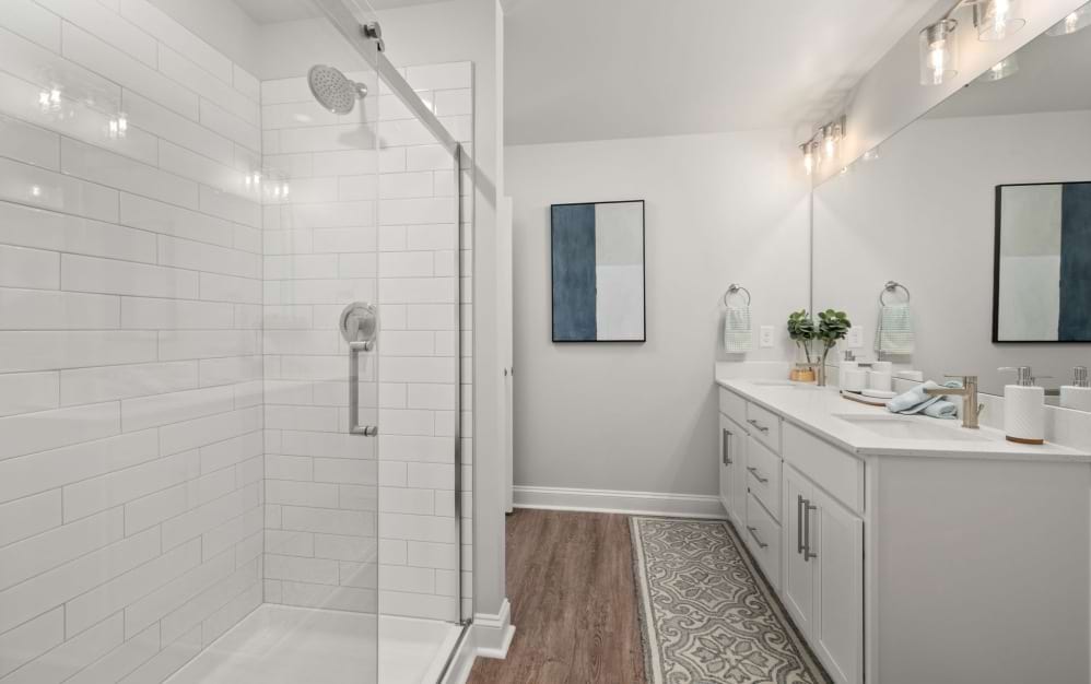 Forsyth (Heritage) - 4 bedroom floorplan layout with 2.5 bathrooms and 1975 square feet (Spa-Inspired Double-Vanity Bathroom)